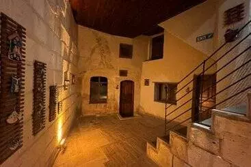 Hotel Tale Cave İnn