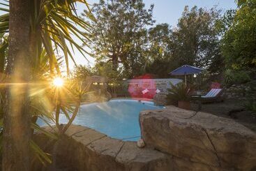 ベッドアンドブレックファースト Blue Oyster