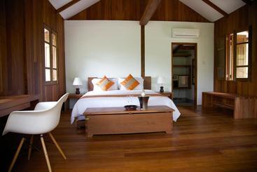 هتل Keinnara Hpa An