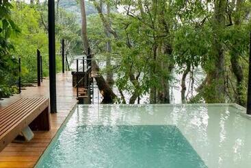 Hotel Kalundewa Retreat