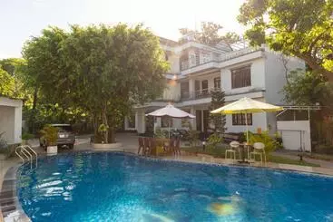 Hotel Nhat Lan Resort
