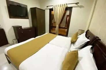 هتل Nirvana Palace