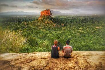 فندق Sisira Natural Lodge   Sigiriya