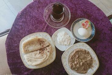 هاستل Cairo Plaza 70