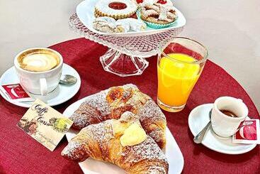 تختخواب و صبحانه Tropea Il Tridente Accommodations