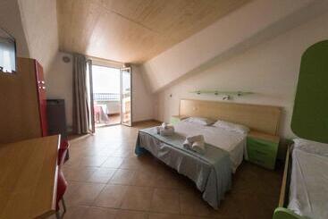 ホテル Apulia Europe Garden Eco&sport Resort