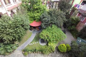 هتل Cloud 9 Garden