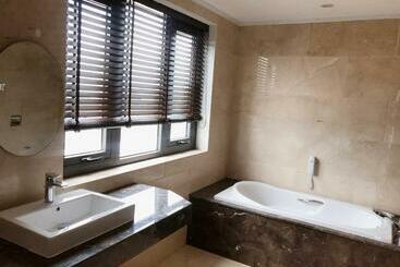 酒店 Aaron Vientiane