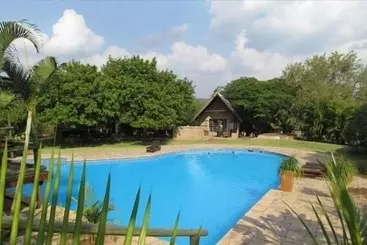 公寓 Hippo Pools Resort
