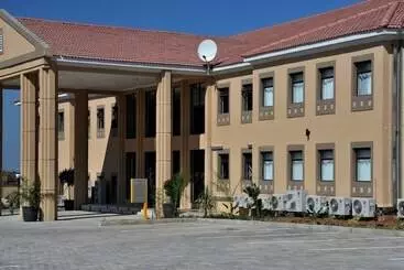 هتل Cresta Mahalapye