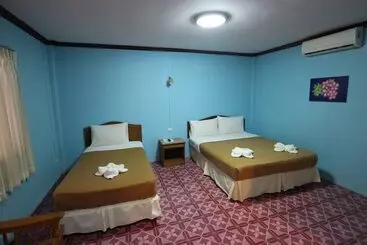 בית מלון כפרי Gypsy Village 2