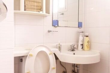 Отель Hongdae One House