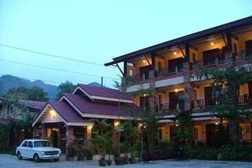 هتل Pathu Resort Ranong