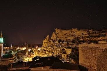 فندق Phocas Cave Suites