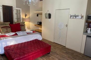 민박 Cape Karoo Guesthouse