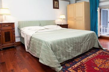 آپارتمان I Frarivi Bed&breakfast