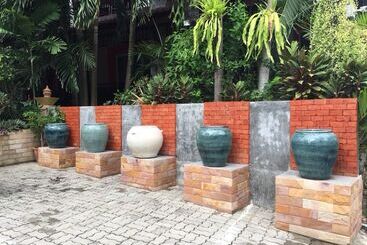 בית מלון כפרי Baan Vanida Garden Resort