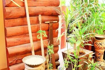 בית מלון כפרי Baan Vanida Garden Resort