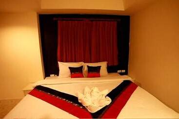 Pensión Rayaan Oriental Guest House & Restaurant