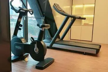 Ji Hotel Ziyang Songda Plaza