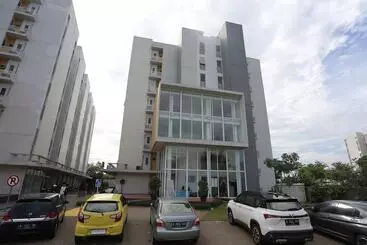 Hotel Oyo 92318 Elis Rooms