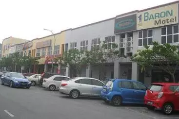 1 Baron Motel