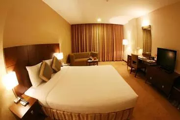 Aurora Hotel Plaza
