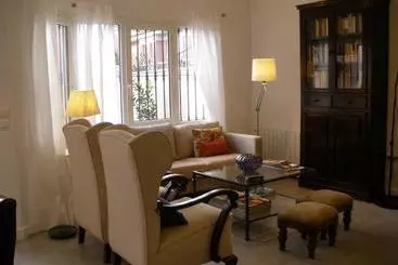 آپارتمان‌های توریست‌ها Tíbula City Apartamento Turistico