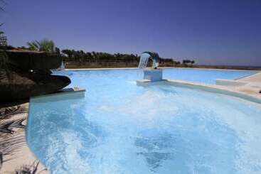 فندق Country Resort Capo Nieddu