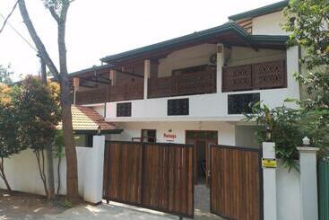 Hotel Ranaya Residence