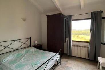 Huoneistohotelli Agriturismo Pian Di Farinello