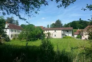 Aamiaismajoitus (B&B) De Couleurs Et D Eau Fraîche