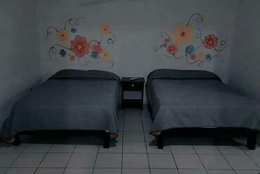 پانسیون Casa La Conchita