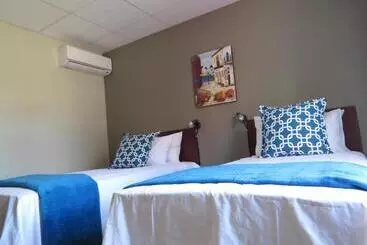 ペンション Komrus B&b