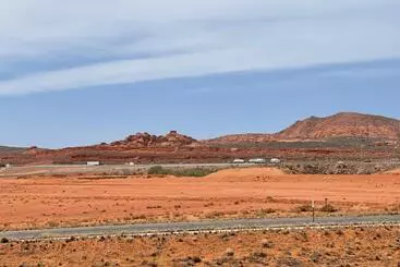 Hotelli D3 Spacious Sunset Suite Second Floor 2 Bedroom