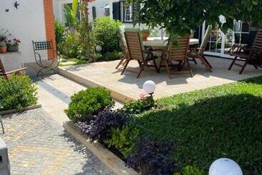 Pensionat Flowers & Faces Guesthouse