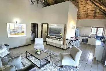 Majatalo Scenicviews@103