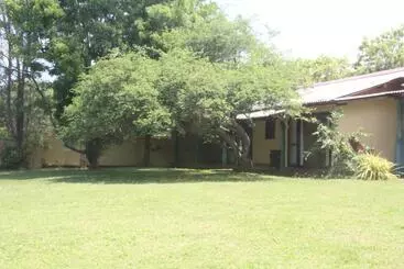 Bed and Breakfast Runaway Beach Villa