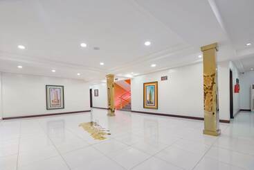 هتل La Regia Airport