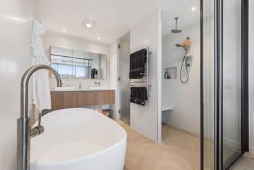 호텔 Seanna Residences Bokarina Beach