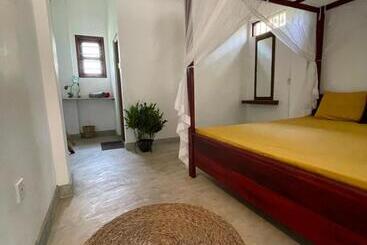 Bed and Breakfast Salty Garden Arugambay