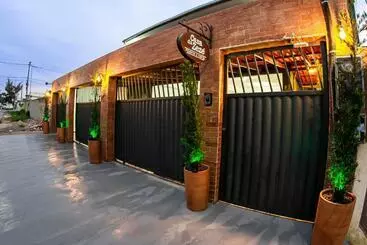 ユースホステル Casa Da Zezé Pousada & Hotel Itaboraí