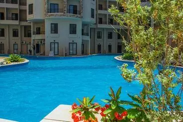 هتل آپارتمان Aqua Tropical Resort Near El Gouna Hurghada