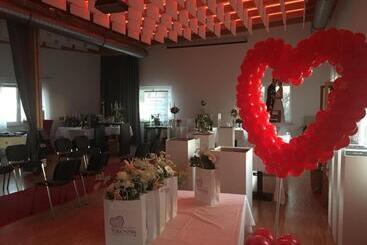 Отель Alea City