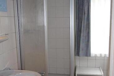 酒店 Café Restaurant Parkhaus