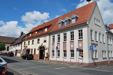 فندق Gasthof “goldener Engel”