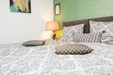 فندق My Messe & Business Home Refrath