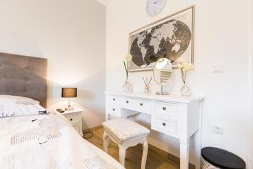 فندق My Messe & Business Home Refrath