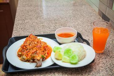 Bed and Breakfast Ellyn Executive Lodge