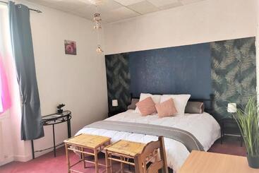 住宿加早餐  Les Bibasses